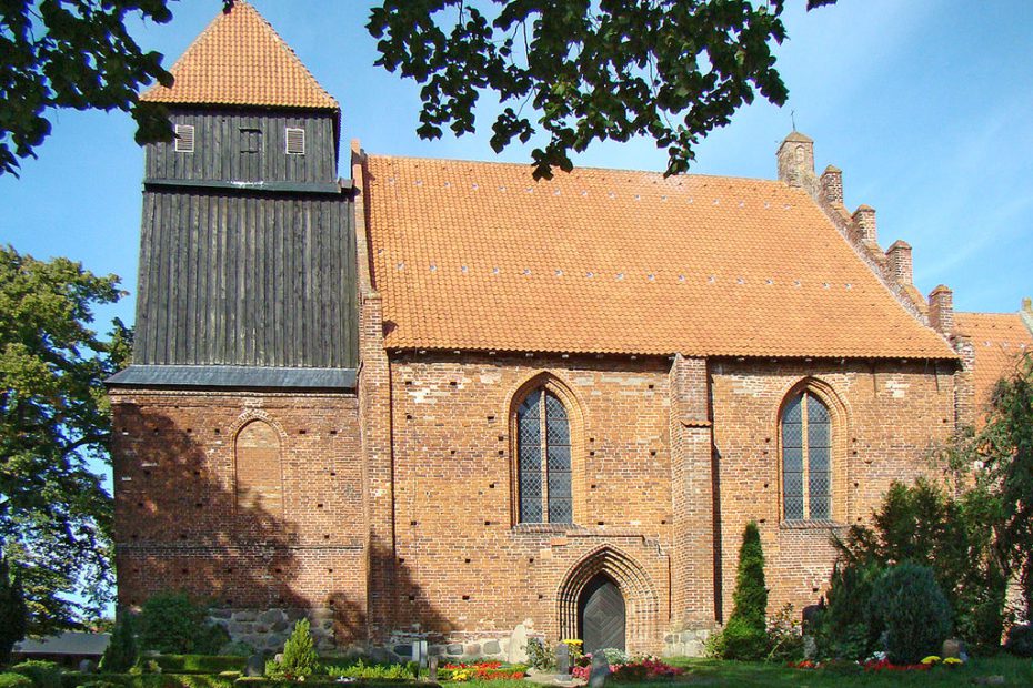 Dorfkirche in Reinberg